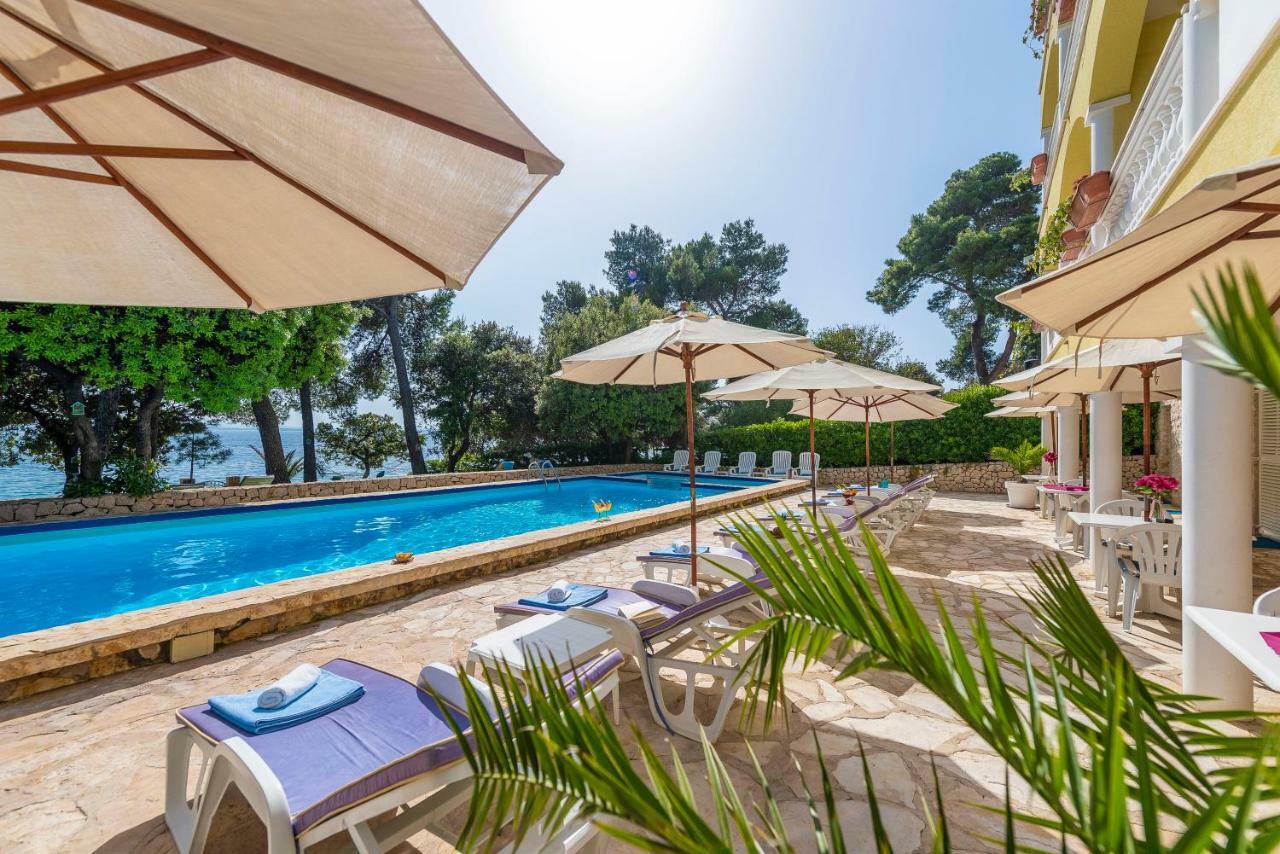 Villa Nela Petrcane Εξωτερικό φωτογραφία